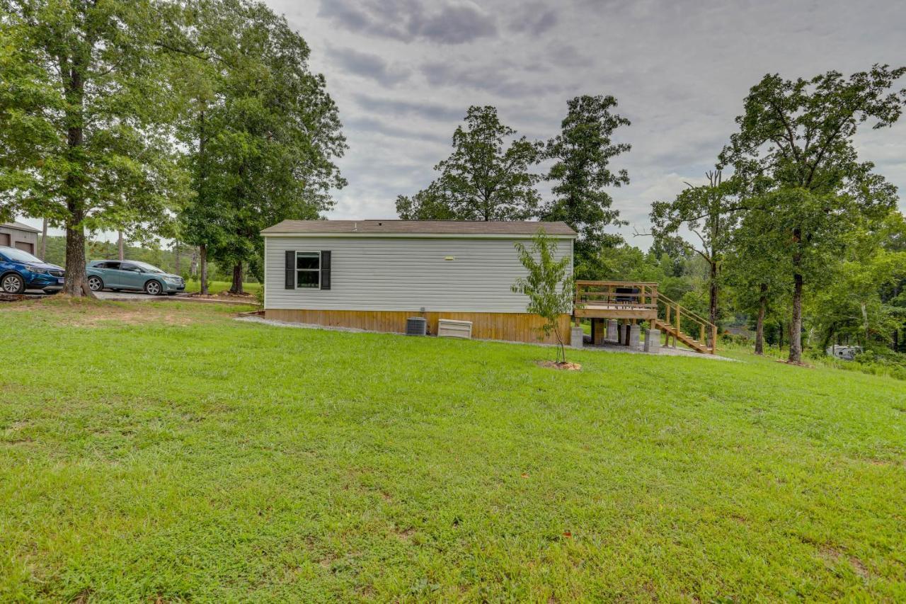 Rural Mt Olive Cabin Rental With White River View! Melbourne Bagian luar foto